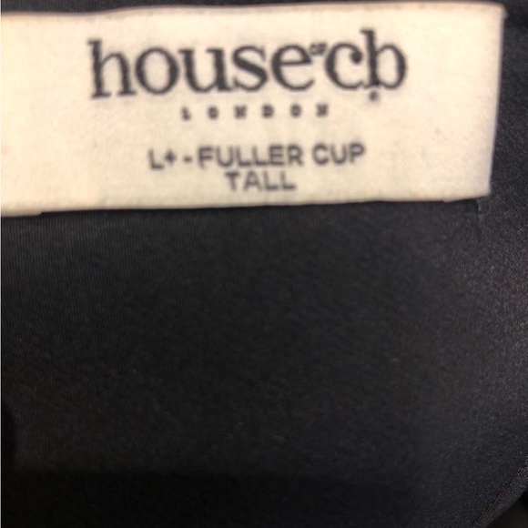 HOUSE‎ OF CB Marilla Black Velvet Strapless Dress - Picture 11 of 11